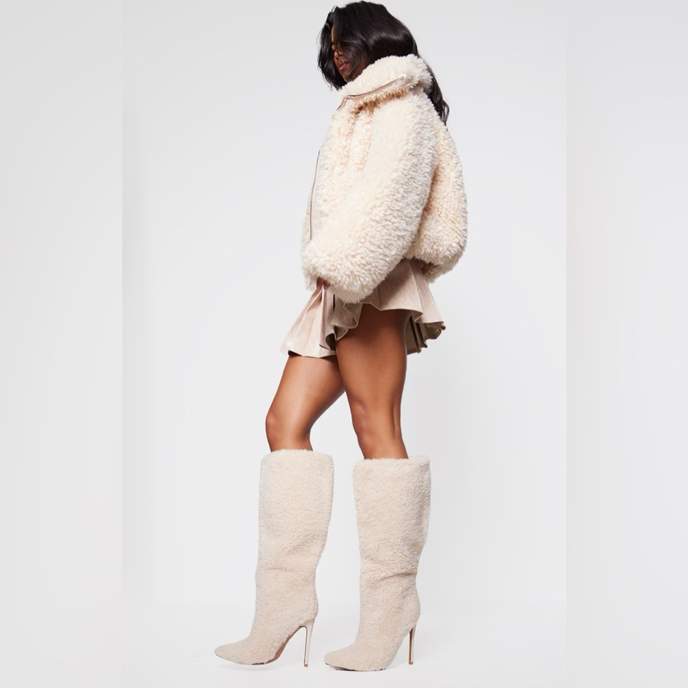 🌸🆕FAUX FUR boots